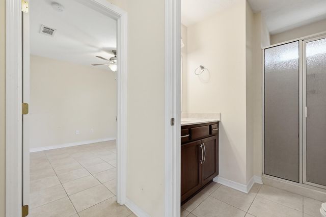 6556 Lansford Street, Navarre, FL 32566