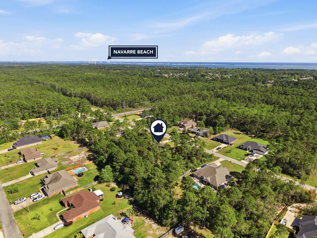 6556 Lansford Street, Navarre, FL 32566