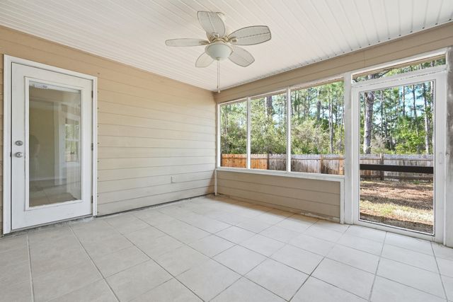 6556 Lansford Street, Navarre, FL 32566