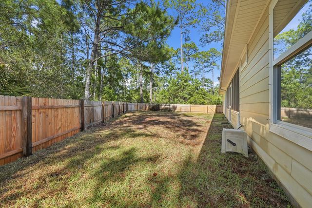 6556 Lansford Street, Navarre, FL 32566
