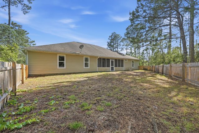 6556 Lansford Street, Navarre, FL 32566
