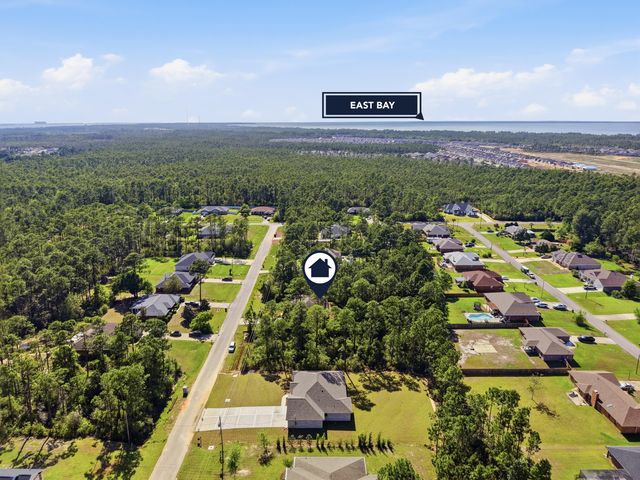 6556 Lansford Street, Navarre, FL 32566