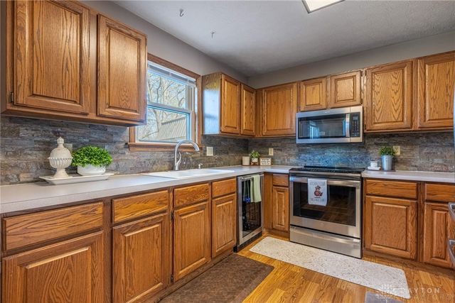 1011 Brookwood Court, Fairborn, OH 45324