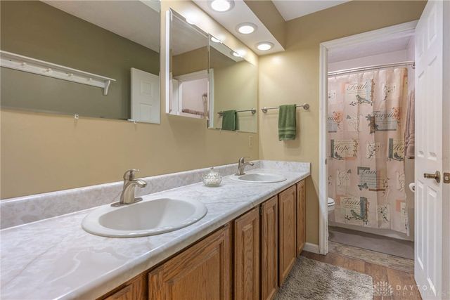 1011 Brookwood Court, Fairborn, OH 45324