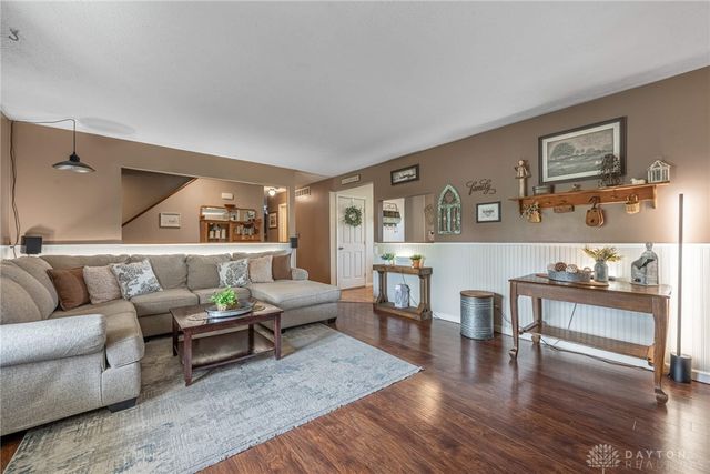 1011 Brookwood Court, Fairborn, OH 45324