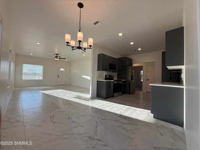 7656 Alila Way, Las Cruces, NM 88012