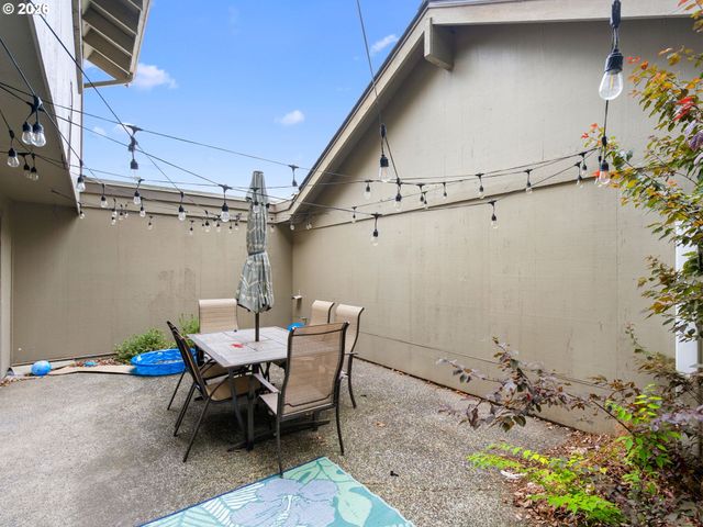 13422 Se MCGILLIVRAY Blvd, Vancouver, WA 98683