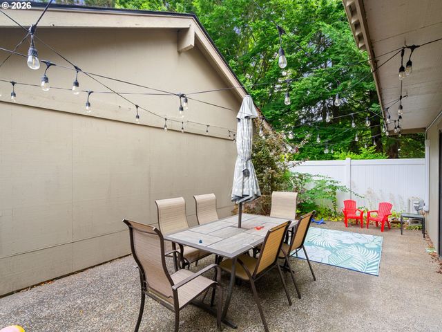 13422 Se MCGILLIVRAY Blvd, Vancouver, WA 98683