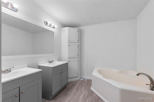 37 Kyle Drive, Benton, MO 63736