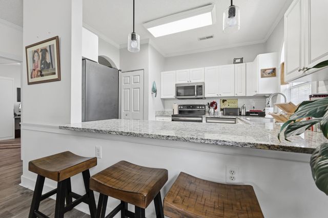 4665 Wild Iris Dr Apt 101, Myrtle Beach, SC 29577