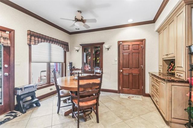 4900 Whitney Drive, Independence, MO 64055