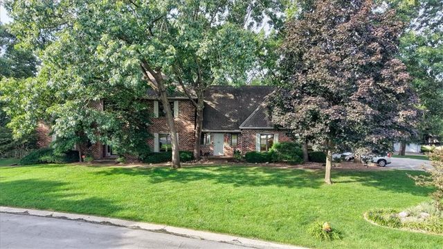 4900 Whitney Drive, Independence, MO 64055