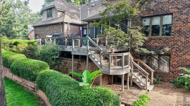 4900 Whitney Drive, Independence, MO 64055