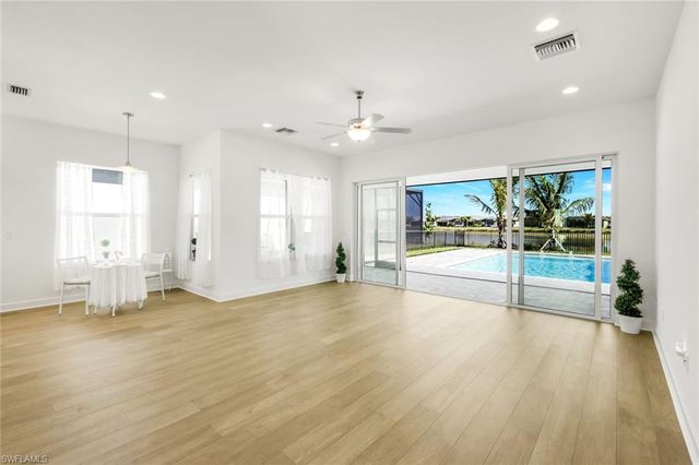 12243 Lotus AVE, Naples, FL 34120