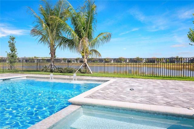 12243 Lotus AVE, Naples, FL 34120