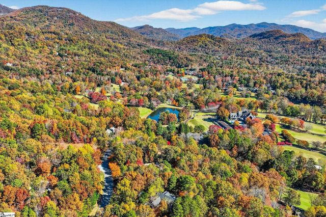 2 Deep Notch Way, Travelers Rest, SC 29690