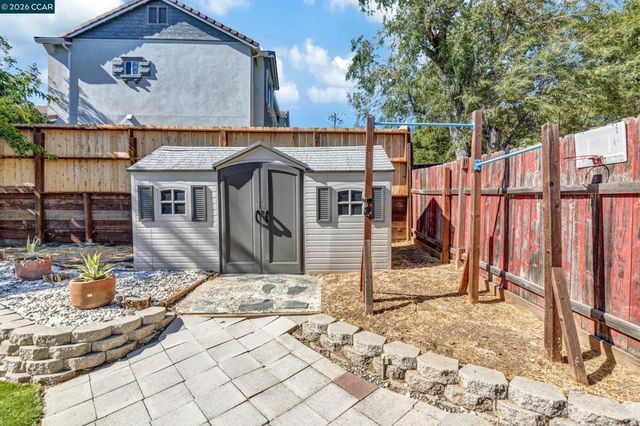1162 Francine Ct, Concord, CA 94518