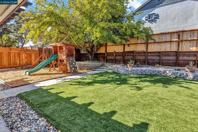 1162 Francine Ct, Concord, CA 94518