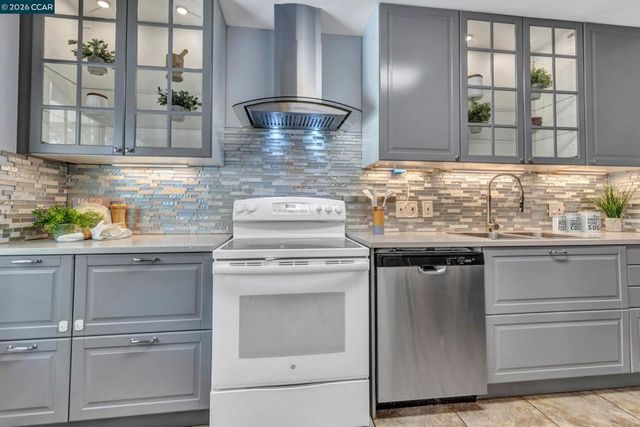 1162 Francine Ct, Concord, CA 94518