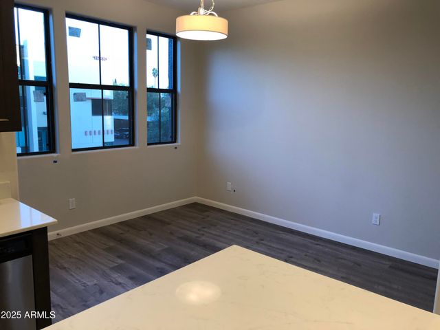 2090 S DORSEY Lane 1031, Tempe, AZ 85282