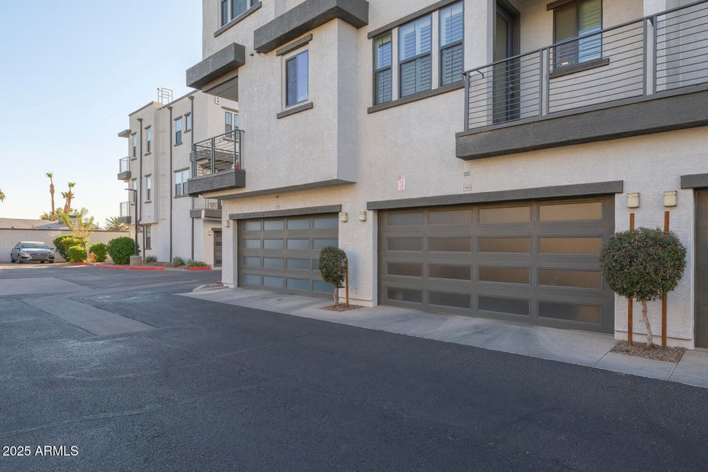 2090 S DORSEY Lane 1031, Tempe, AZ 85282