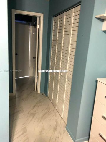 6858 NW 173rd Dr 305, Hialeah, FL 33015