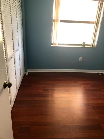 6858 NW 173rd Dr 305, Hialeah, FL 33015