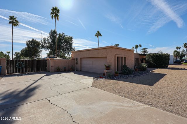 7045 E SWEETWATER Avenue, Scottsdale, AZ 85254