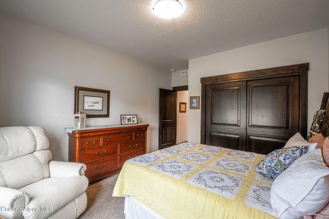 940 E Hurricane DR, Hayden, ID 83835