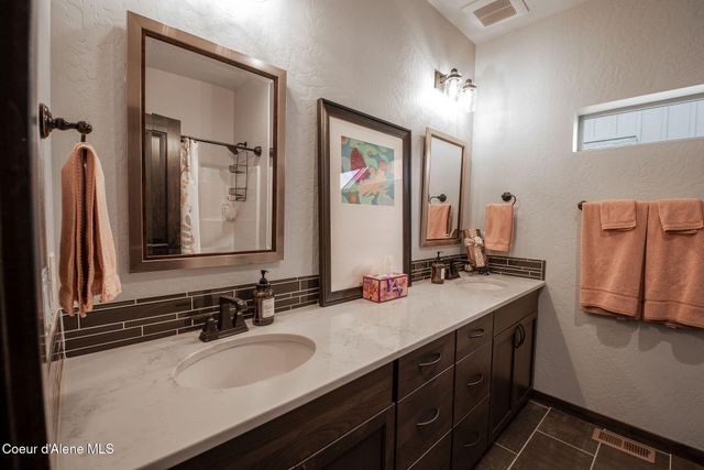 940 E Hurricane DR, Hayden, ID 83835