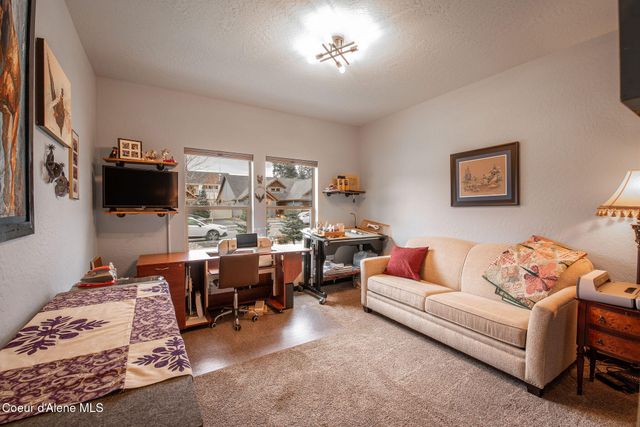 940 E Hurricane DR, Hayden, ID 83835