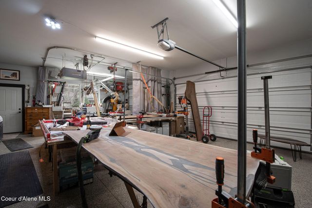 940 E Hurricane DR, Hayden, ID 83835