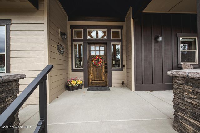 940 E Hurricane DR, Hayden, ID 83835