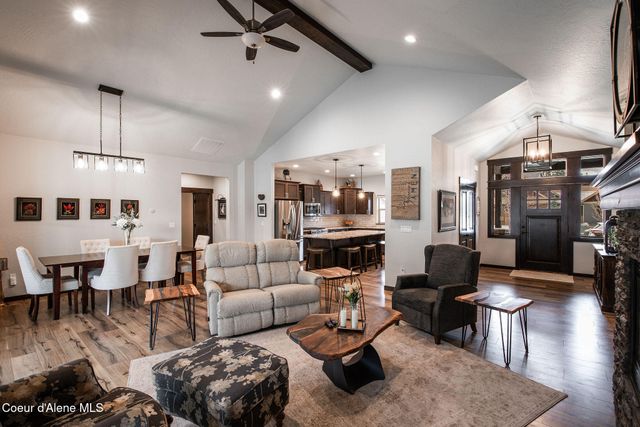 940 E Hurricane DR, Hayden, ID 83835