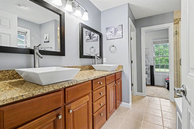 17 Longmeadow Lane, Niles, MI 49120
