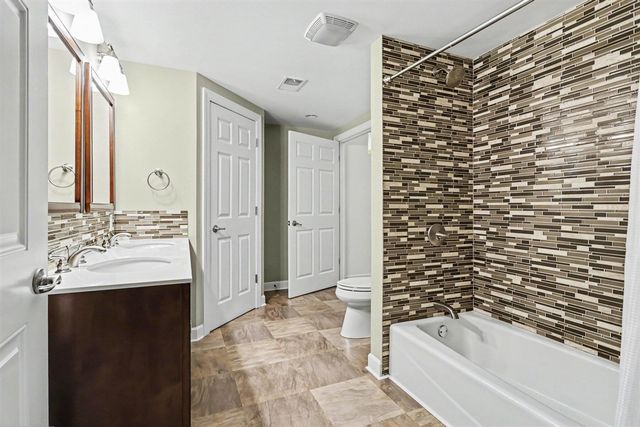 17 Longmeadow Lane, Niles, MI 49120