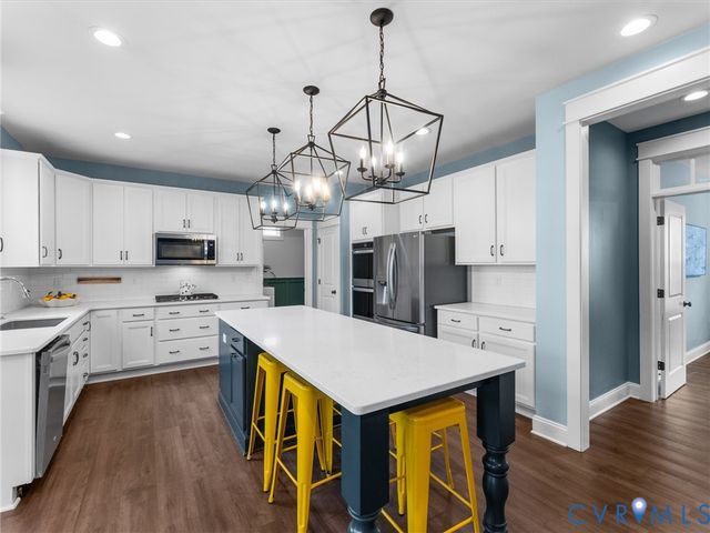 16631 Cabrio Pl, Moseley, VA 23120