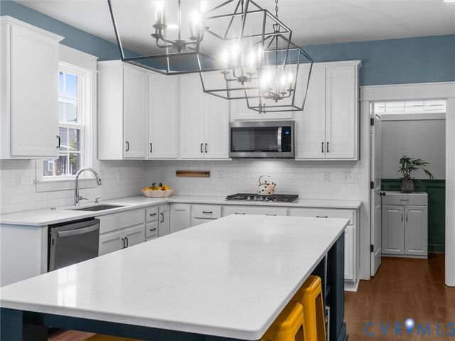 16631 Cabrio Pl, Moseley, VA 23120