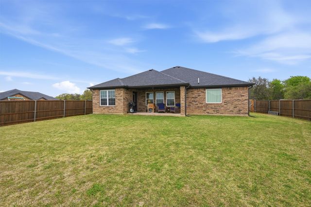 122 North Meadows, Pottsboro, TX 75076