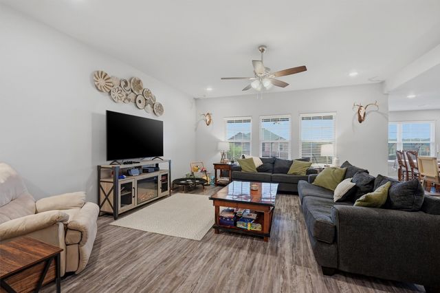 122 North Meadows, Pottsboro, TX 75076