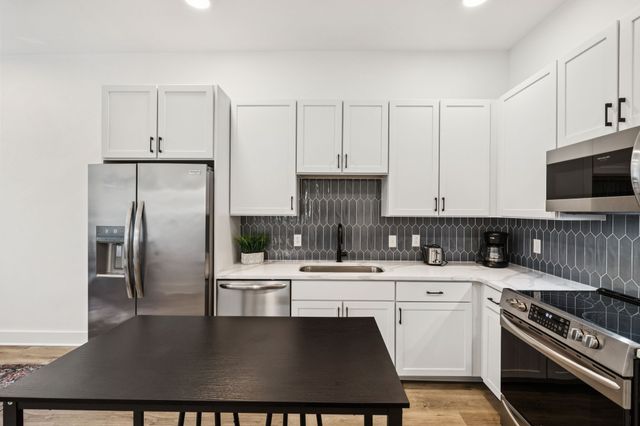 815 Main St Apt 103, Nashville, TN 37206