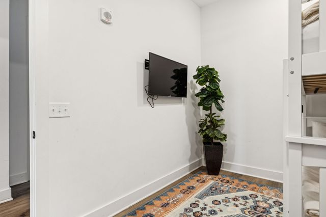 815 Main St Apt 103, Nashville, TN 37206