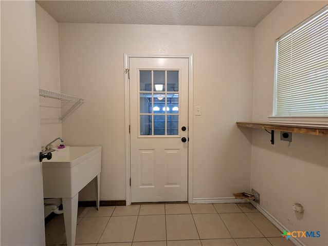 1644 W County Line Road, New Braunfels, TX 78130