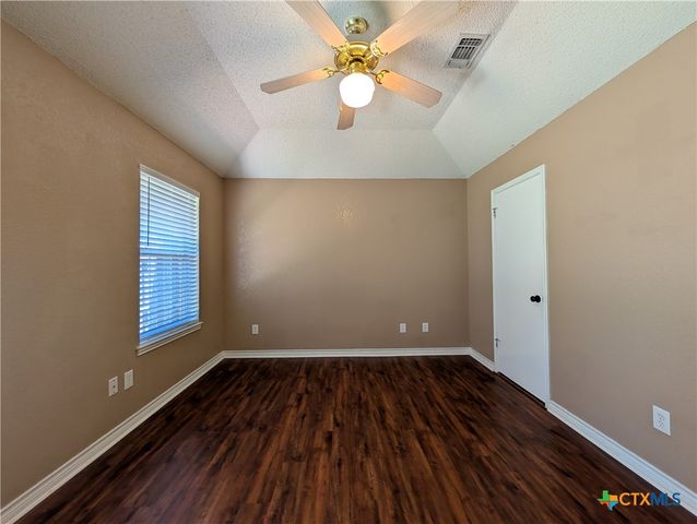 1644 W County Line Road, New Braunfels, TX 78130
