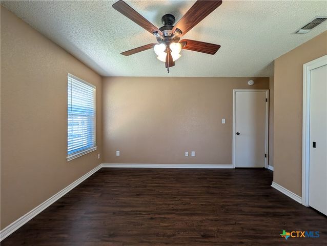 1644 W County Line Road, New Braunfels, TX 78130