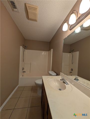 1644 W County Line Road, New Braunfels, TX 78130