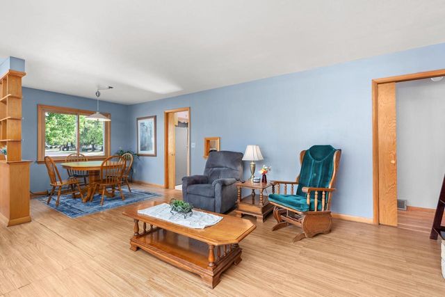 648 N Webb Avenue, Reedsburg, WI 53959
