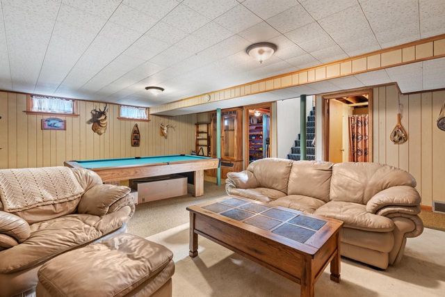 648 N Webb Avenue, Reedsburg, WI 53959