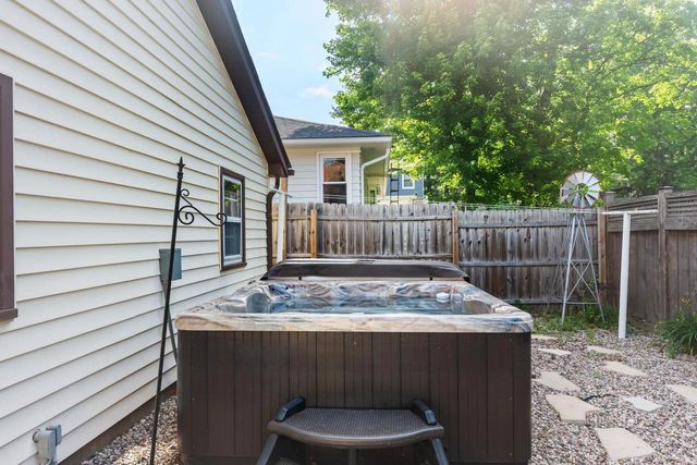 648 N Webb Avenue, Reedsburg, WI 53959