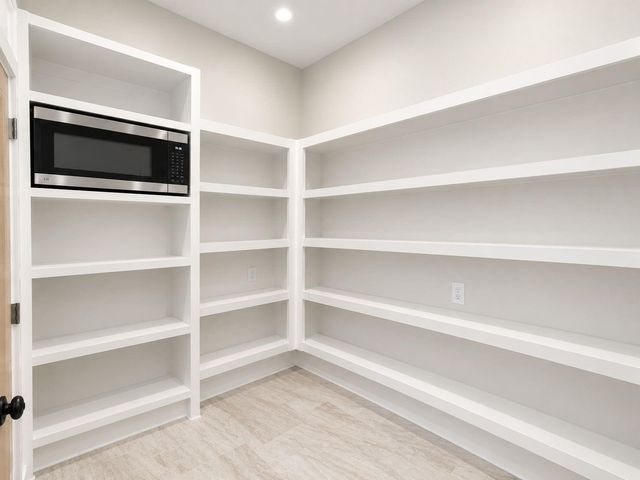 15200 Tosca Ln, Plantersville, TX 77364